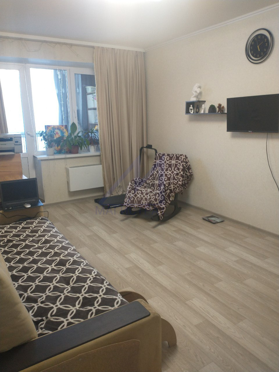 Предлагается к продаже 2-комнатная квартира в микрорайоне «Зеленые горки».
Светлая, просторная, уютная квартира расположена на удобном 2-м этаже 17-этажного панельного дома ТДСК 2016 года постройки.
Ремонт косметический. Состояние хорошее, жилое.
Чистый, ухоженный подъезд, хорошие соседи.
Молодой, а